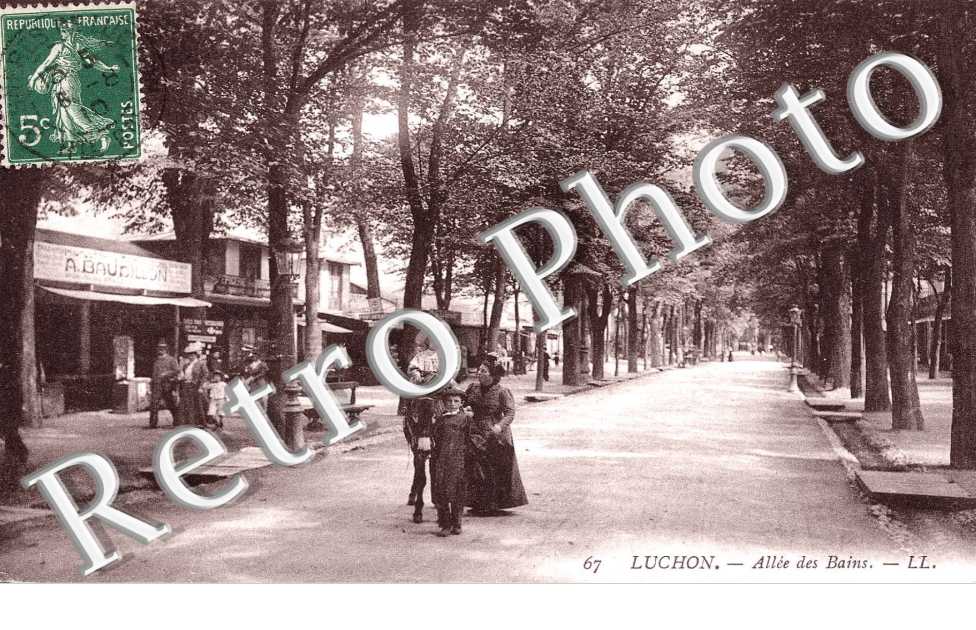 Vue de l'allée des bains