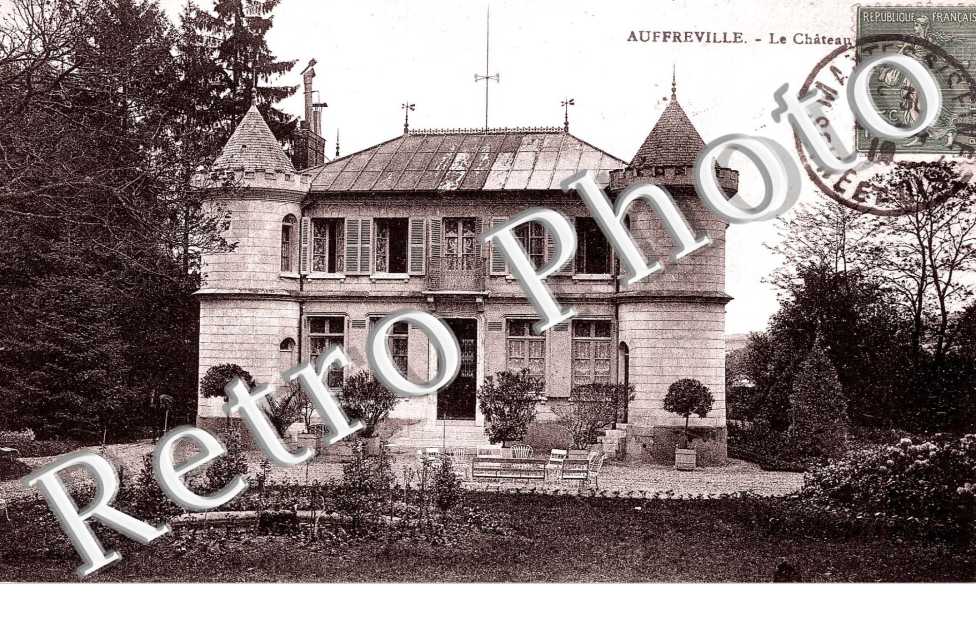 LE CHATEAU