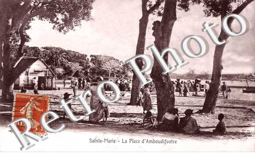 LA PLACE D'AMBOUDIFOOTRE
