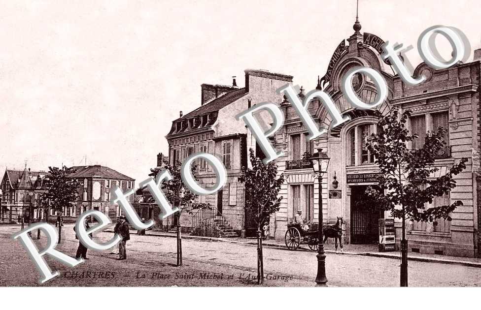 LA PLACE ST MICHEL ET L'AUTO GARAGE