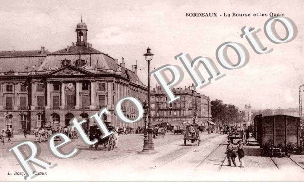 LA BOURSE ET LES QUAIS