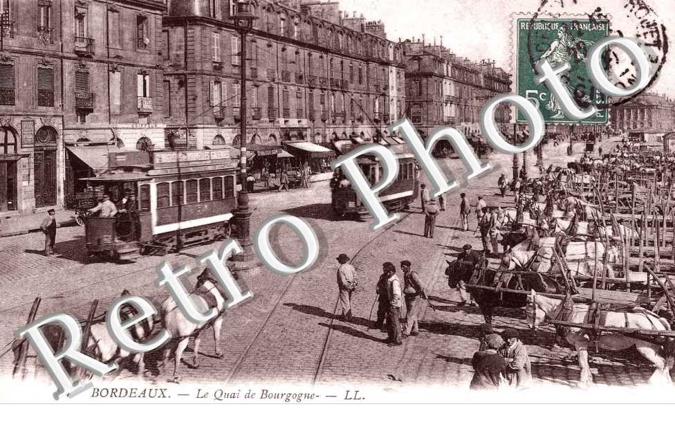 LE QUAI DE BOURGOGNE - Quai Richelieu 