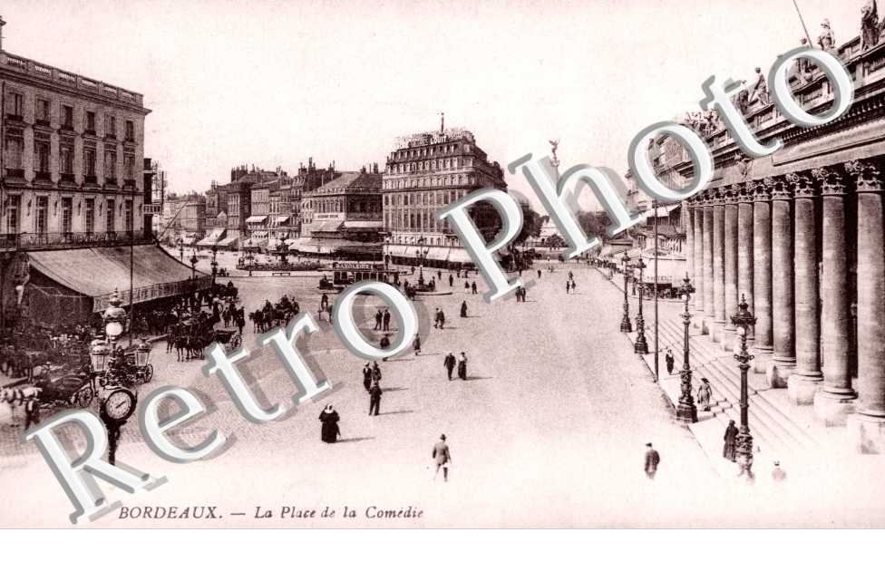 PLACE DE LA COMEDIE