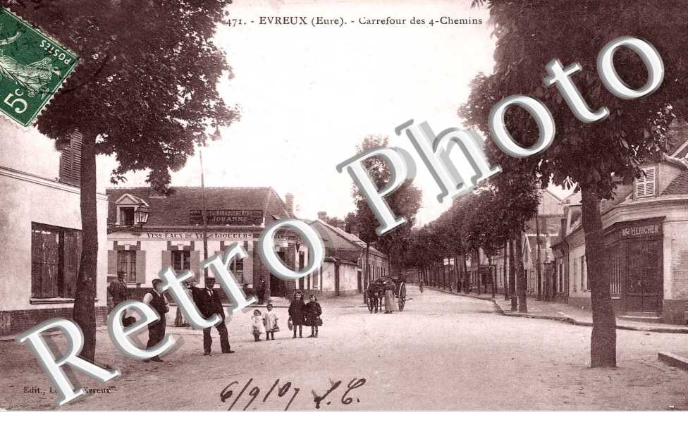 Les Quatre Chemins
