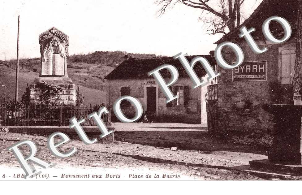 Monument aux morts - place de la mairie