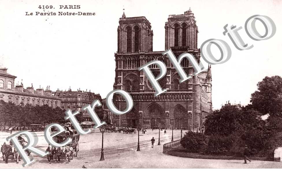 NOTRE DAME LE PARVIS