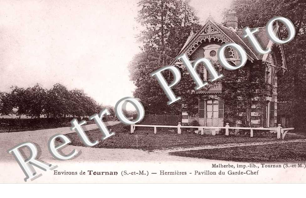 Hermieres, pavillon du garde-chef