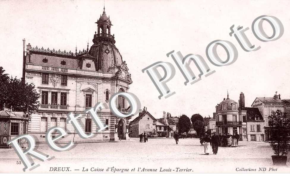 L'AVENUE LOUIS TERRIER LA CAISSE D'EPARGNE