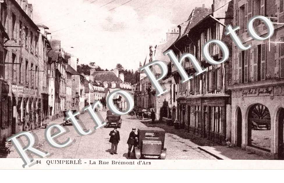 LA RUE BREMONT D'ARS