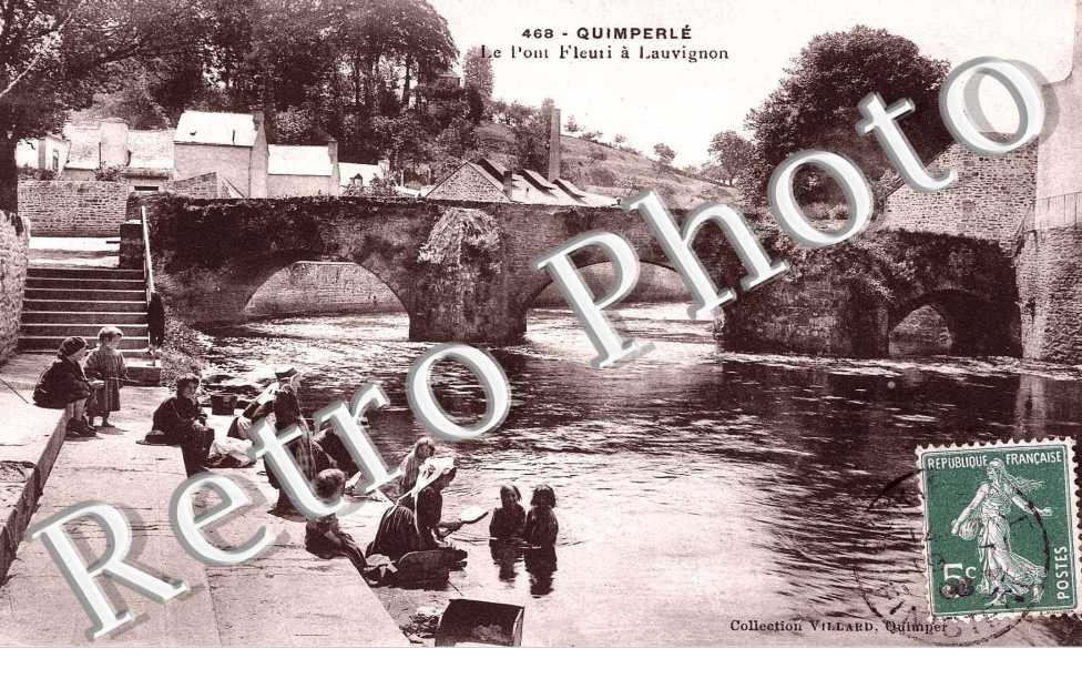 LE PONT FLEURI A LAUVIGNON