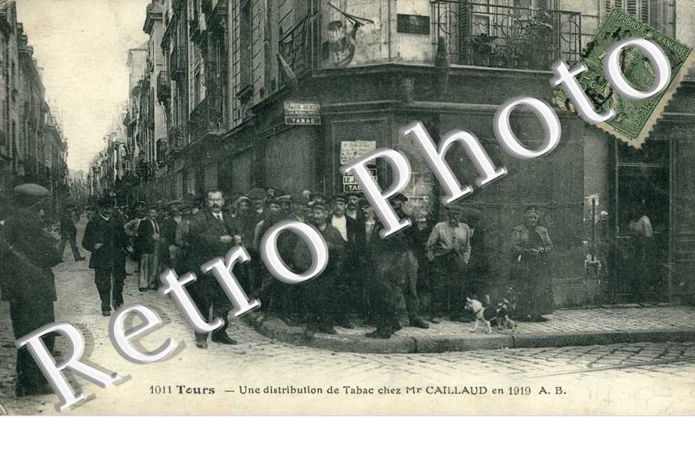 Une Distribution de Tabac chez M. Caillaud en 1919