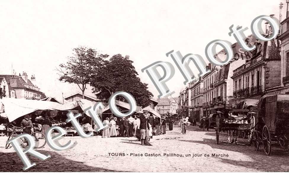 Place Gaston Pailhou un jour de Marché