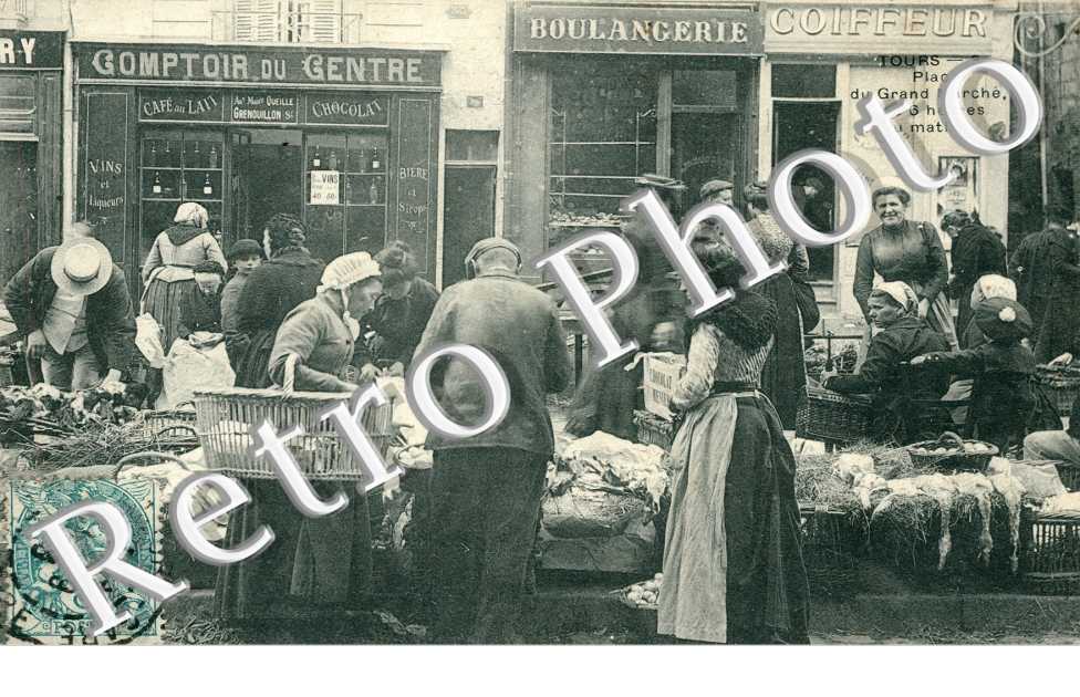 Place du Grand Marche vers 6 heures du Matin