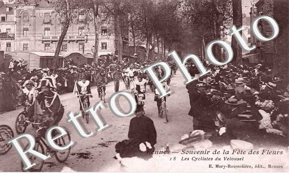souvenir de la fete des fleurs, les cyclistes du Veloussel