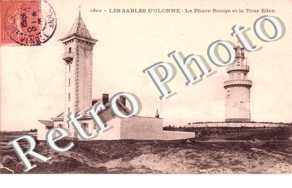LE PHARE ROUGE ET LA TOUR