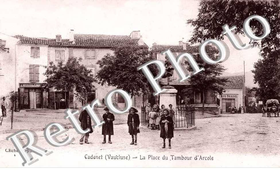 la place du Tambour d'Arcole