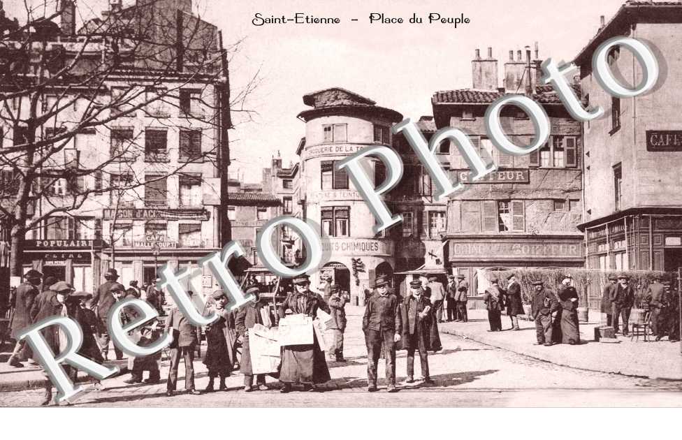 PLACE DU PEUPLE