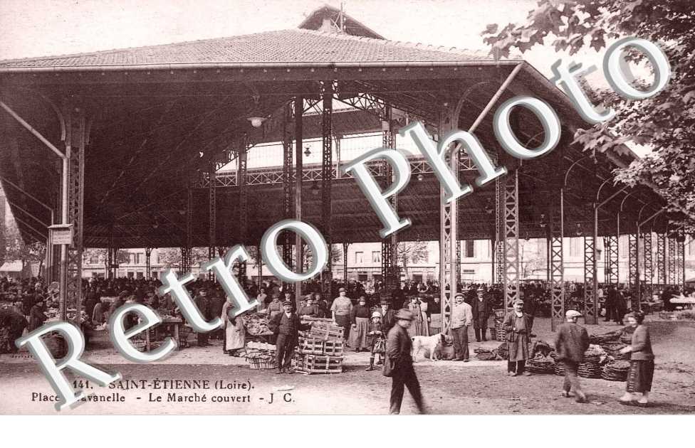 Place Chavanelle - Le Marché Couvert