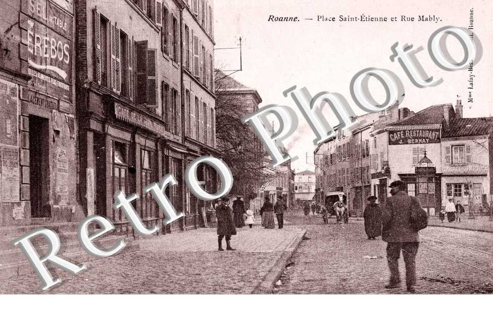 PLACE ST ETIENNE ET RUE MABLY