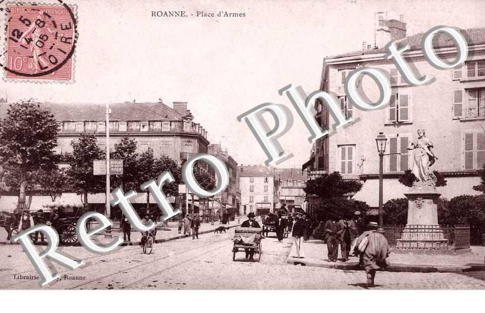 PLACE D'ARMES