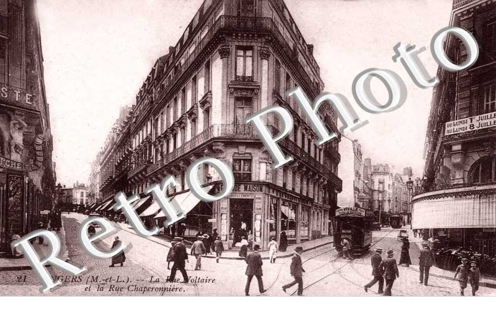 la rue Voltaire et la rue Chaperonniere