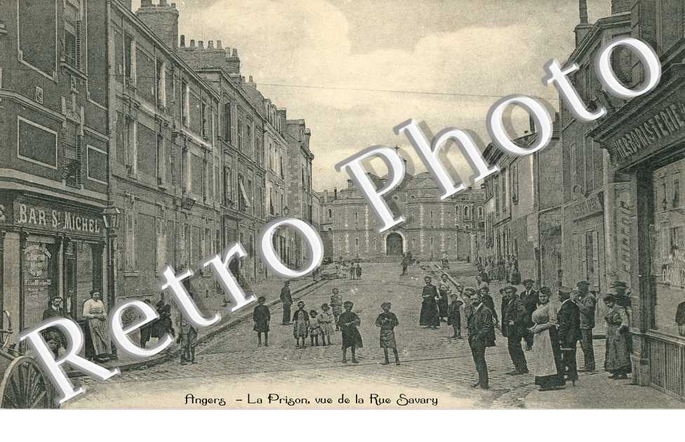 la prison vue de la rue Savary