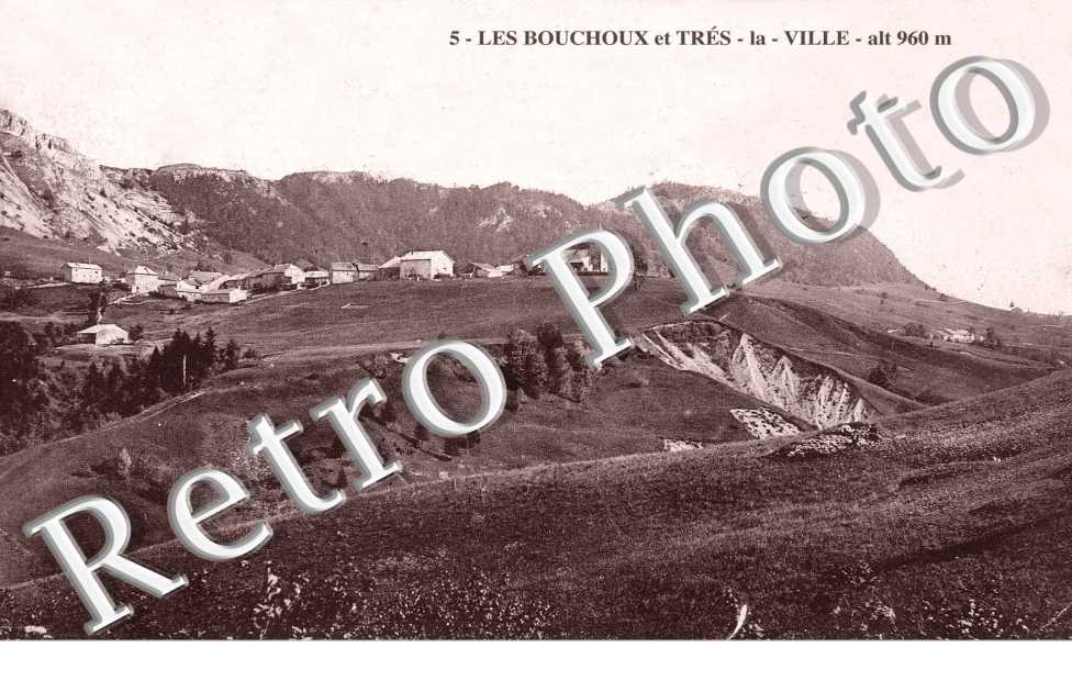 Et Tres-la-Ville
