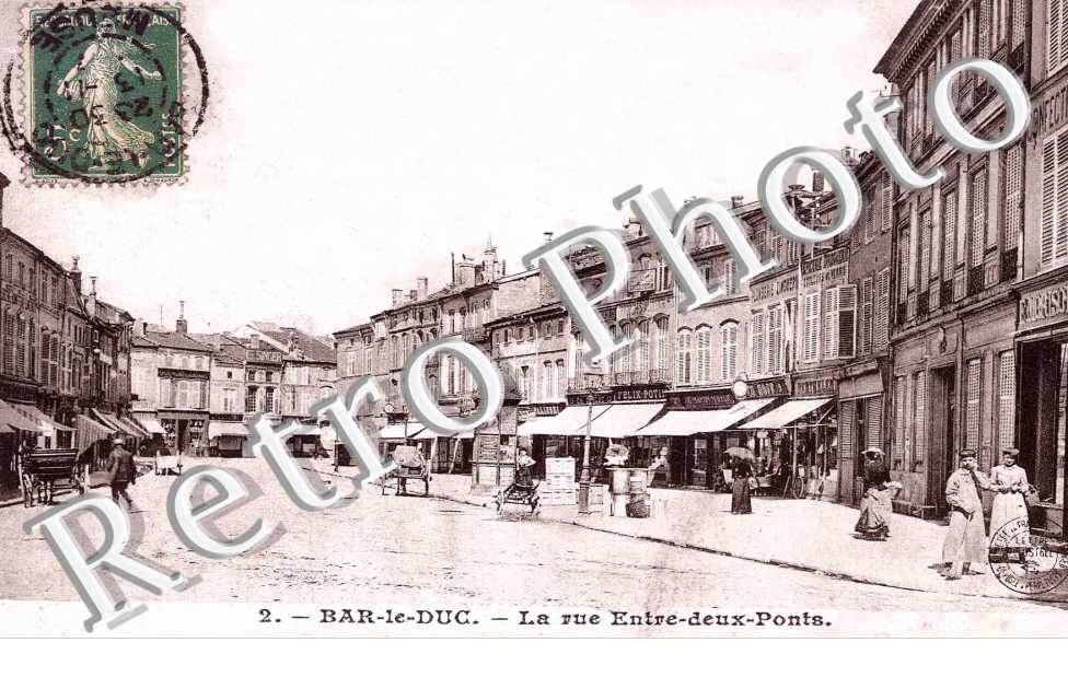 RUE ENTRE DEUX PONTS