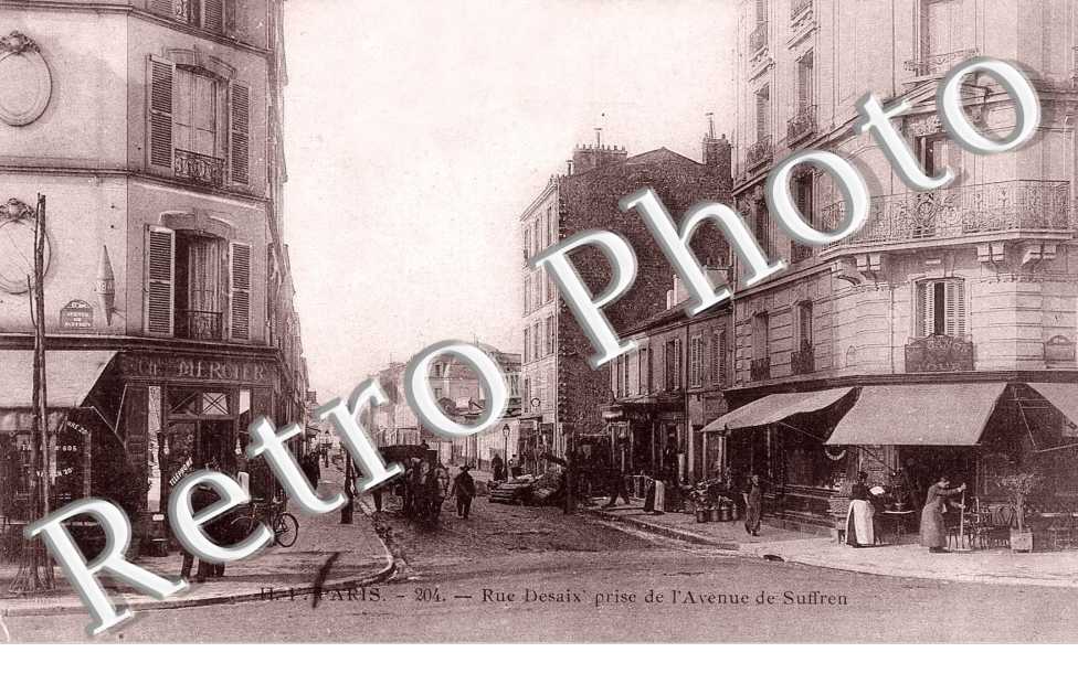 RUE DESAIX PRISE DE L'AVENUE DE SUFFREN