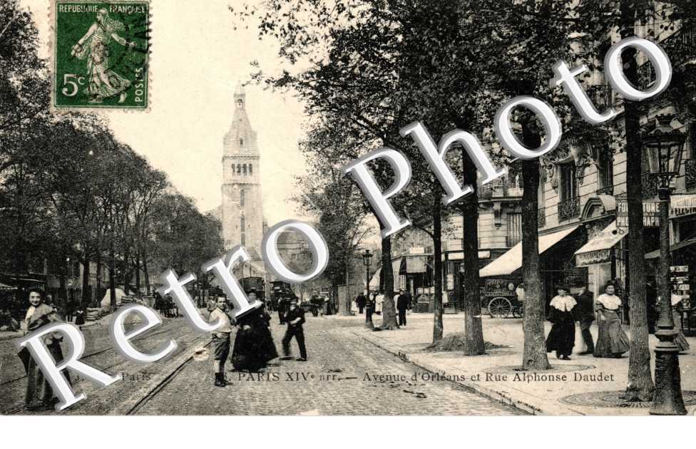 AVENUE D'ORLEANS ET RUE ALPHONSE DAUDET