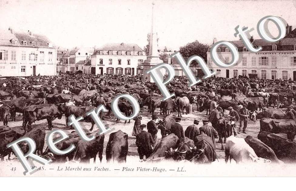 la Place Victor-Hugo