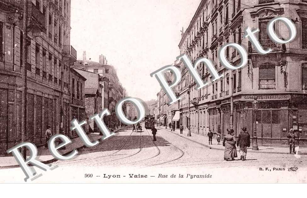 VAISE - RUE DE LA PYRAMIDE