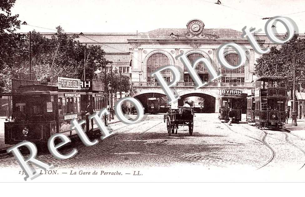 GARE DE PERRACHE