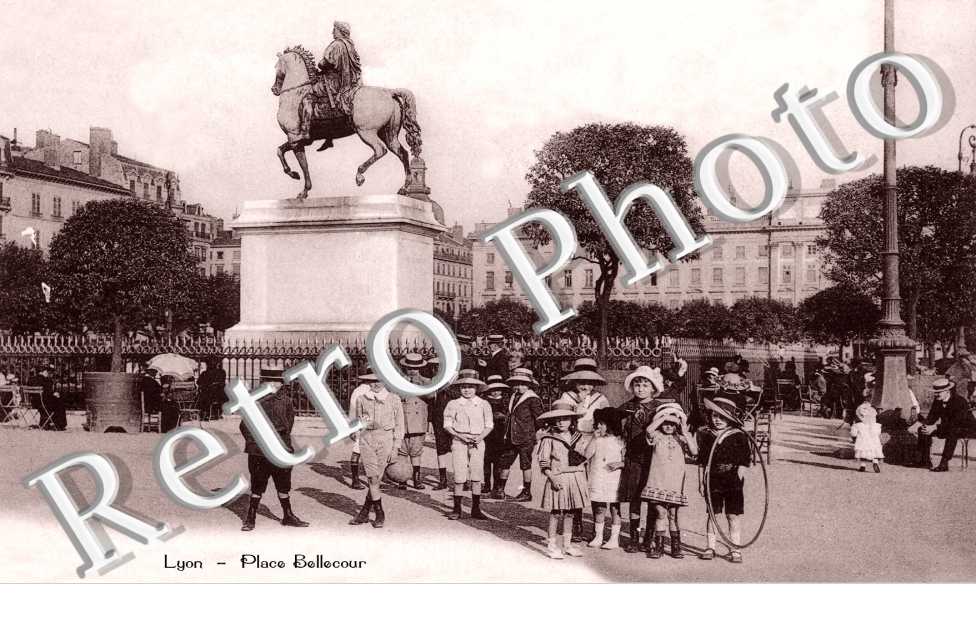 PLACE BELLECOUR
