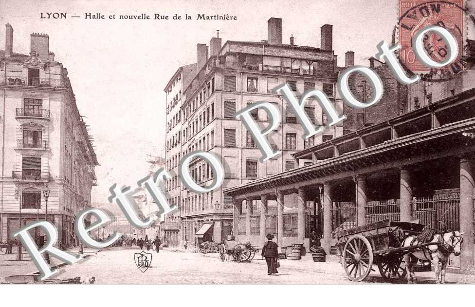 HALLE ET NOUVELLE RUE DE LA MARTINIERE