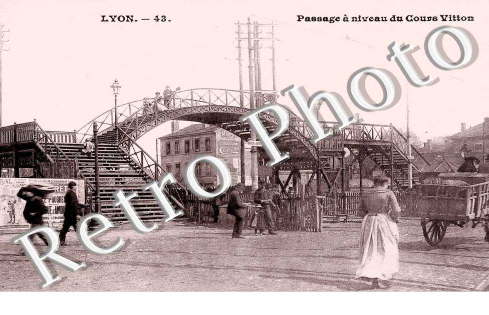 PASSAGE A  NIVEAU COURS VITTON