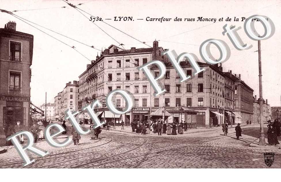 CARREFOUR DES RUES MONCEY et de la Part-Dieu