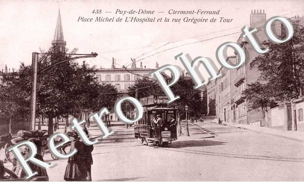 Place Michel de l'hospital et la rue Gregoire de Tour