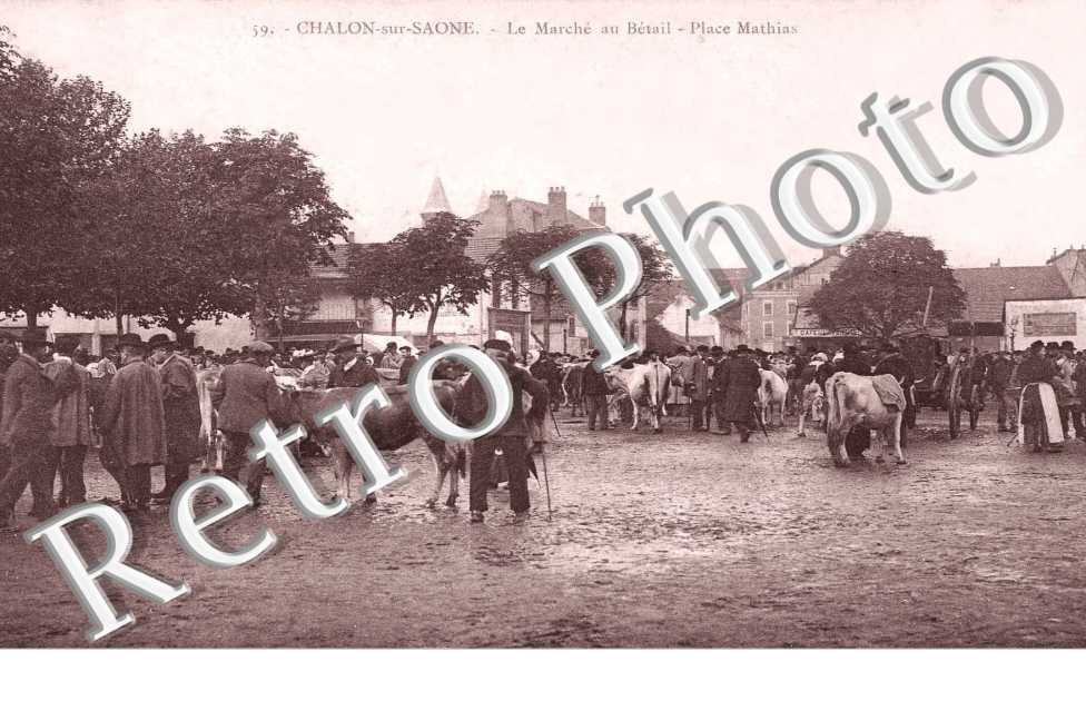 Le marche au betail - Place Mathias
