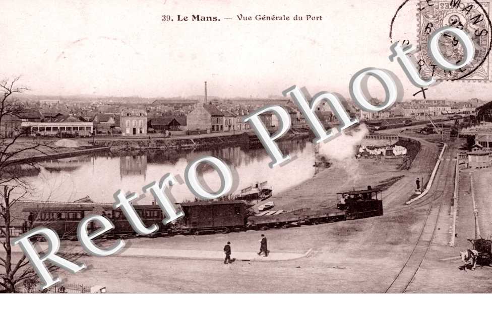 Vue generale du port