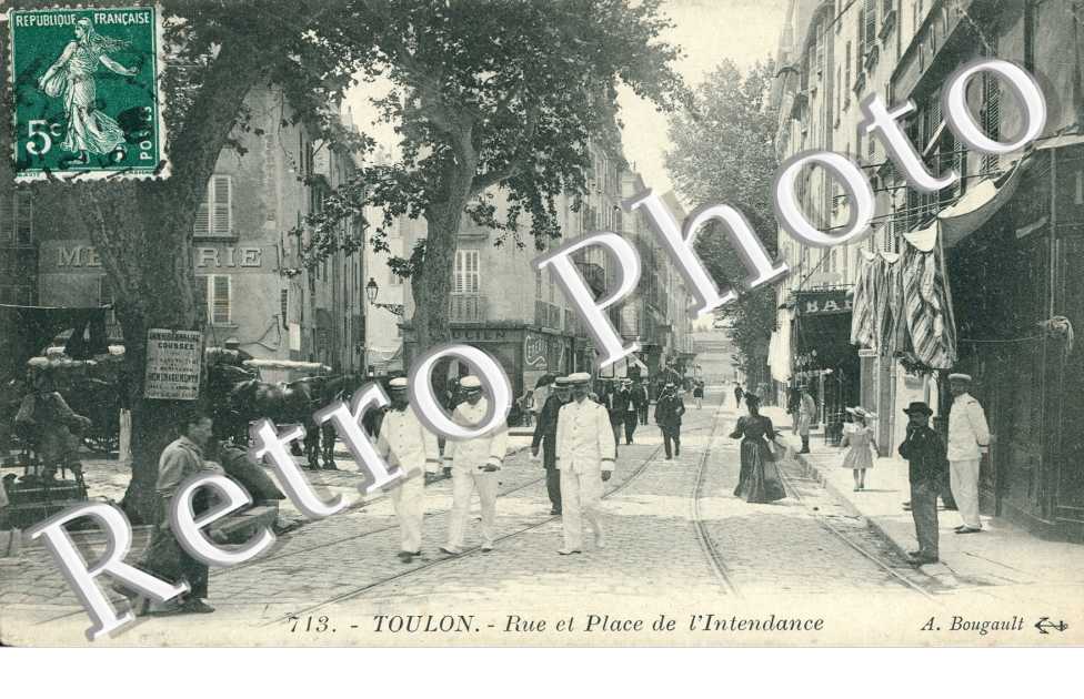Rue et Place de l'Intendance