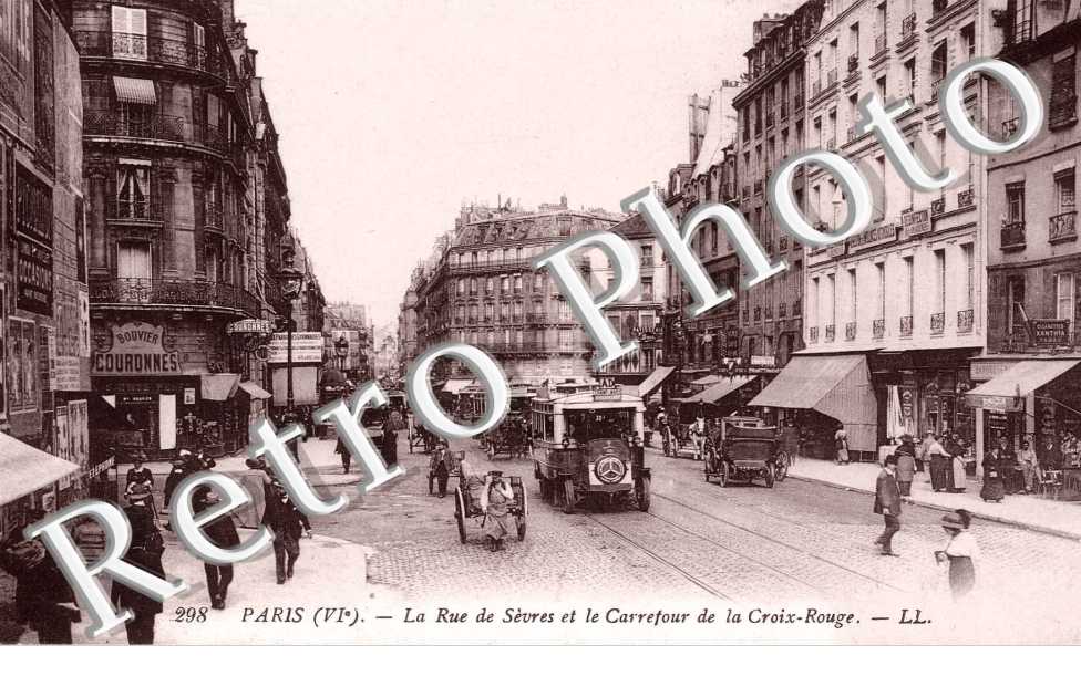rue de Sevres et carrefour de la Croix-Rouge