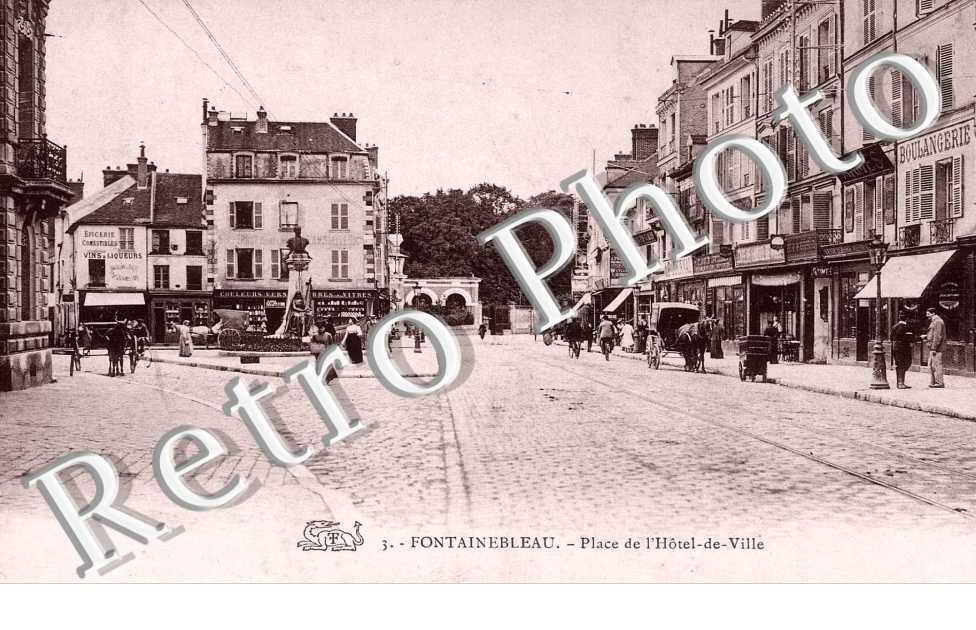 PLACE DE L'HOTEL DE VILLE