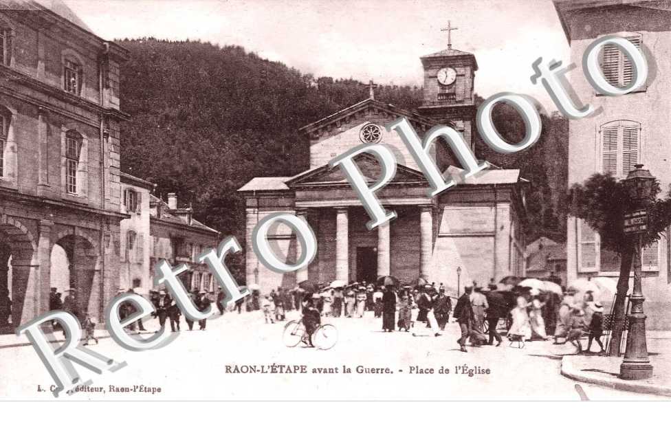 PLACE DE L'EGLISE