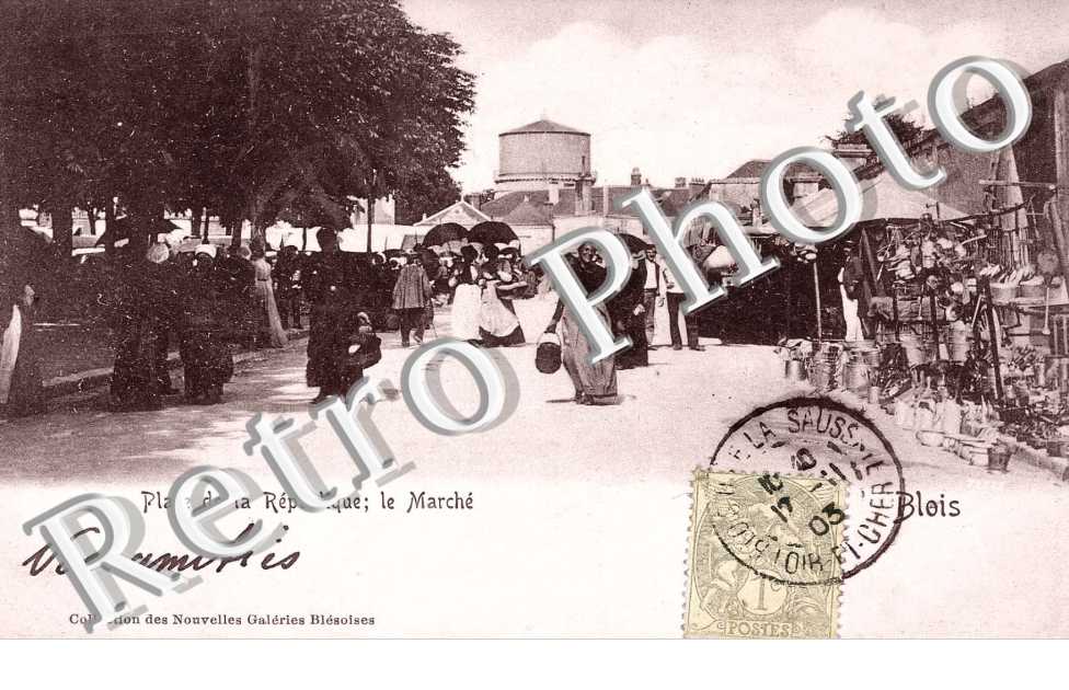 place de la republique, le marche