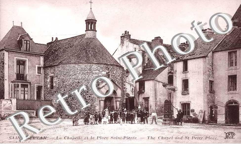 la Chapelle ET LA PLACE sAINT pIERRE