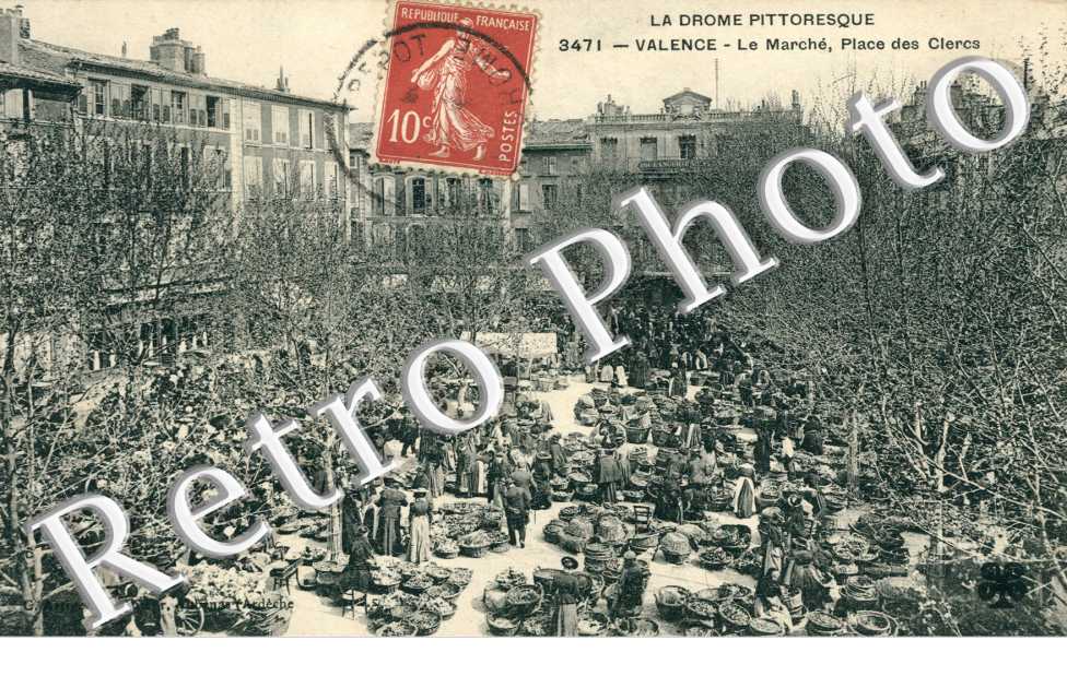 le marche place des Clercs