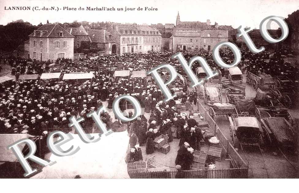 place du Marhall'ach un jour de foire
