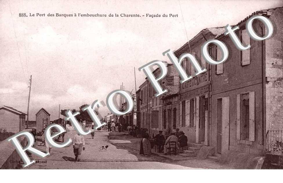 le port des barques a l'embouchure de la charente - facade du port