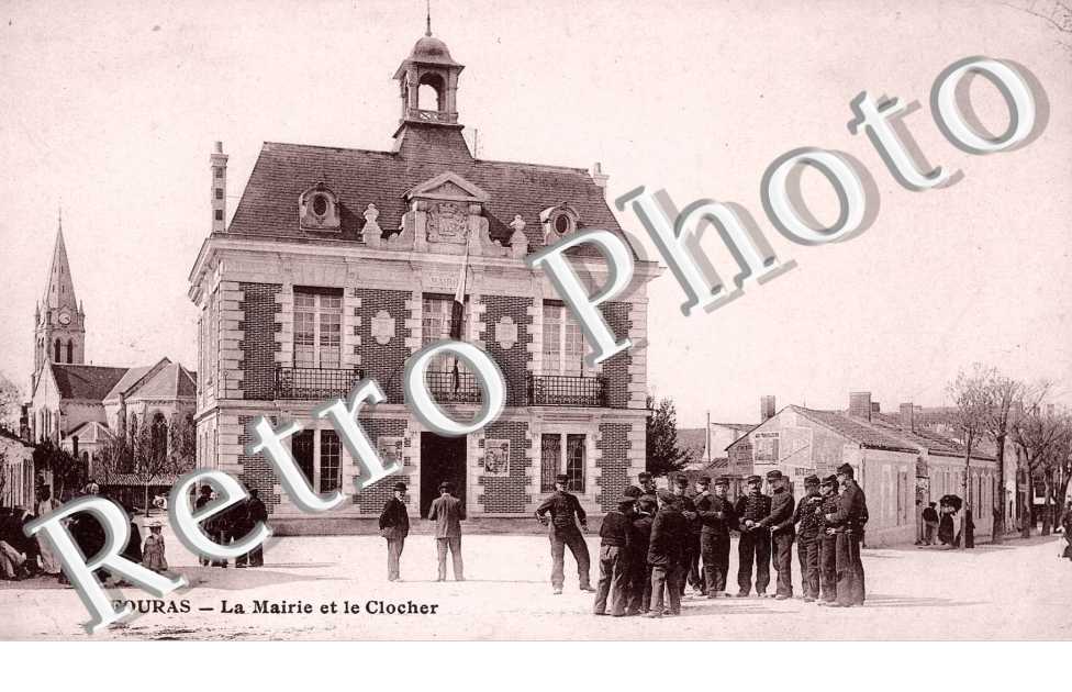 LA MAIRIE ET LE CLOCHER